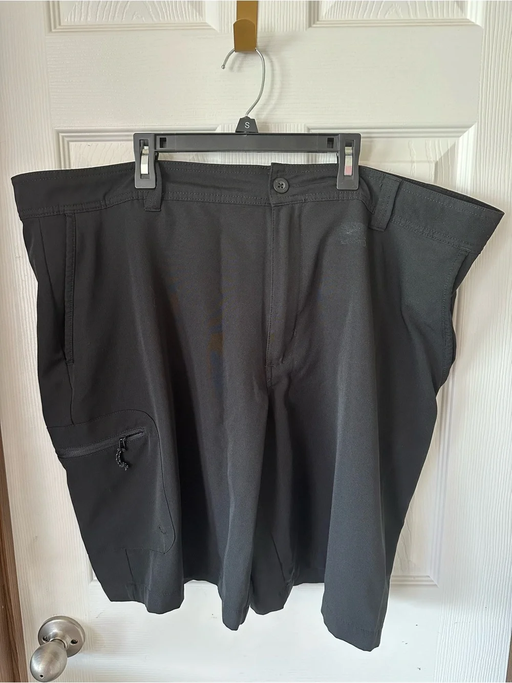 Men's Magellan outdoor water repellent Black Performance Cargo Shorts
